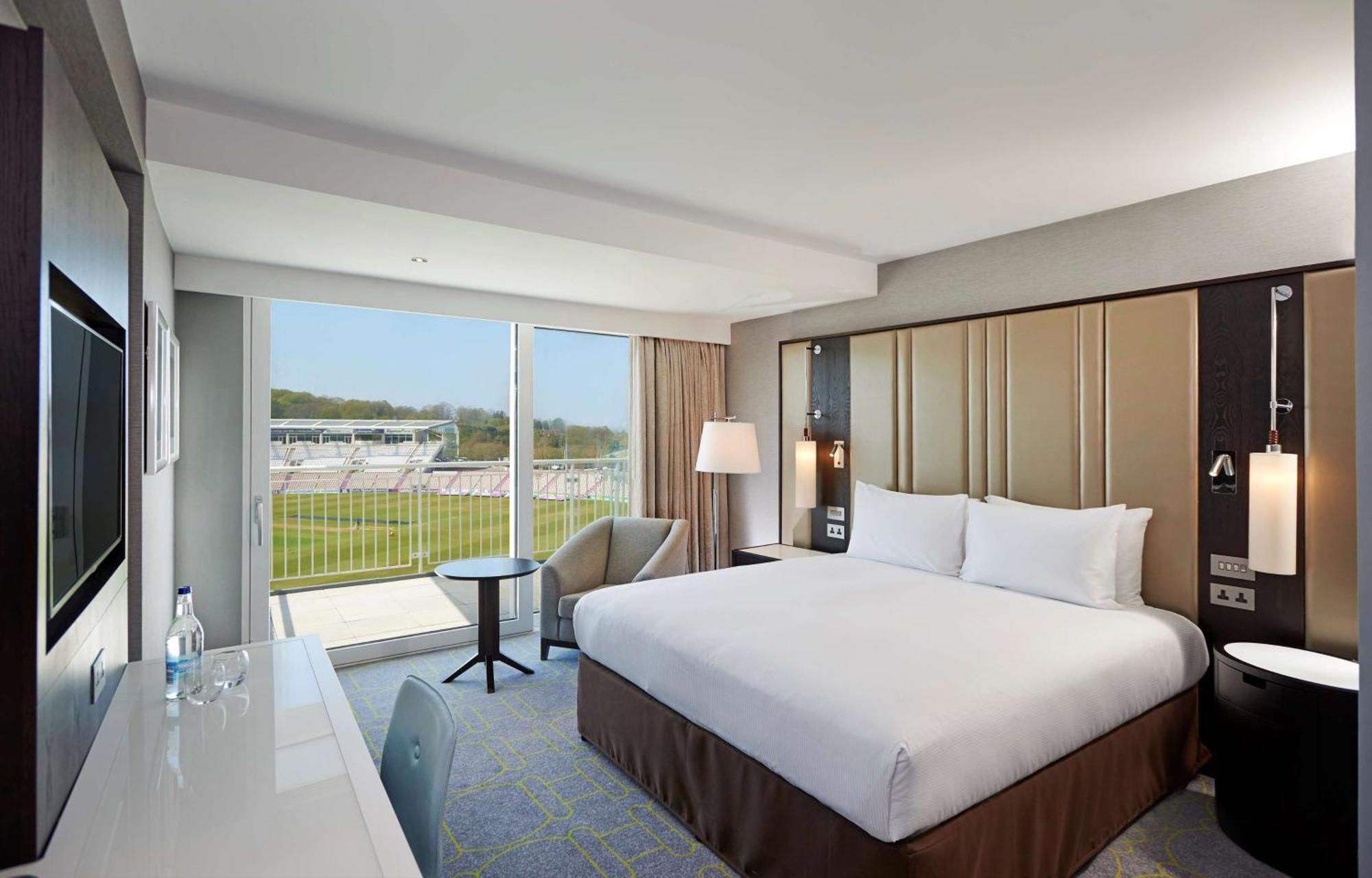 Hotel Hilton Southampton - Utilita Bowl Exterior foto